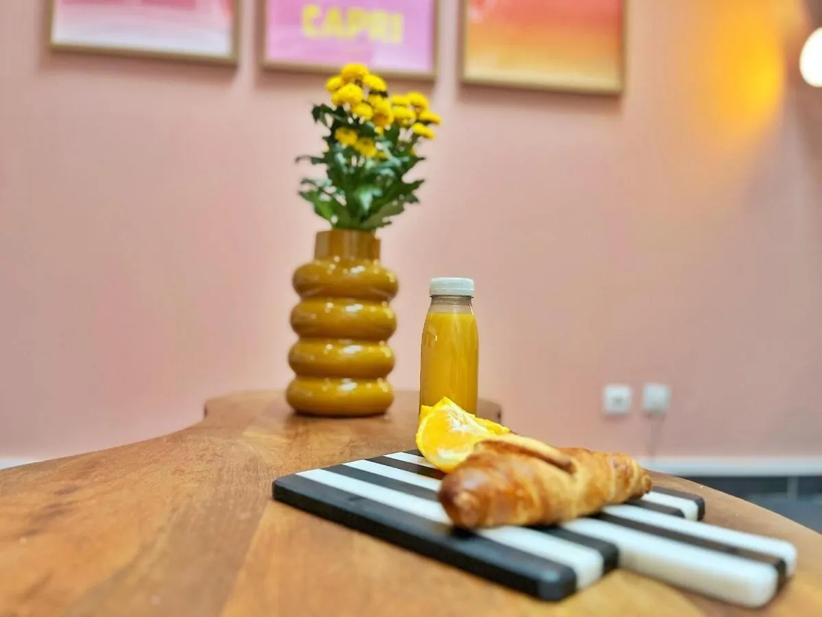 Suite Blossom Villeurbanne Apartment