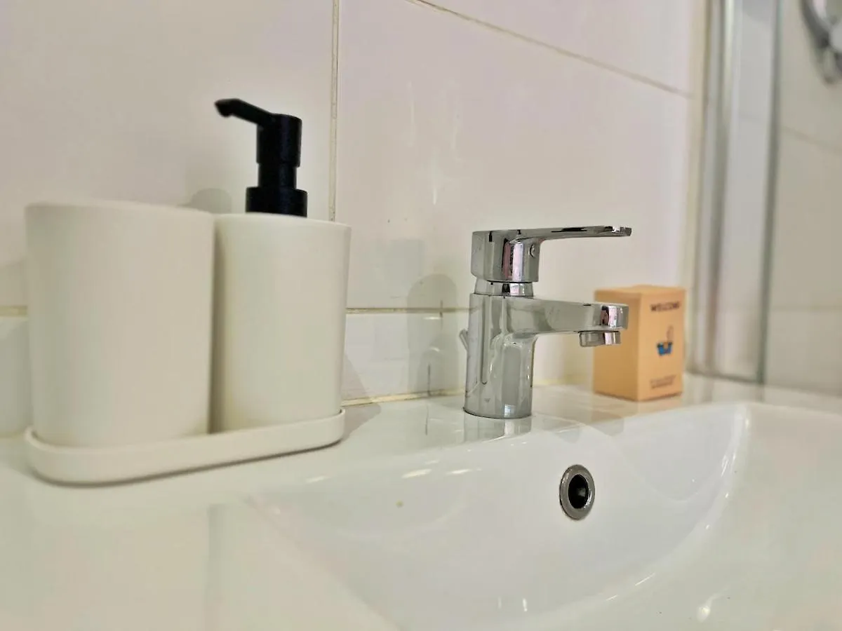 Suite Blossom Villeurbanne Apartment
