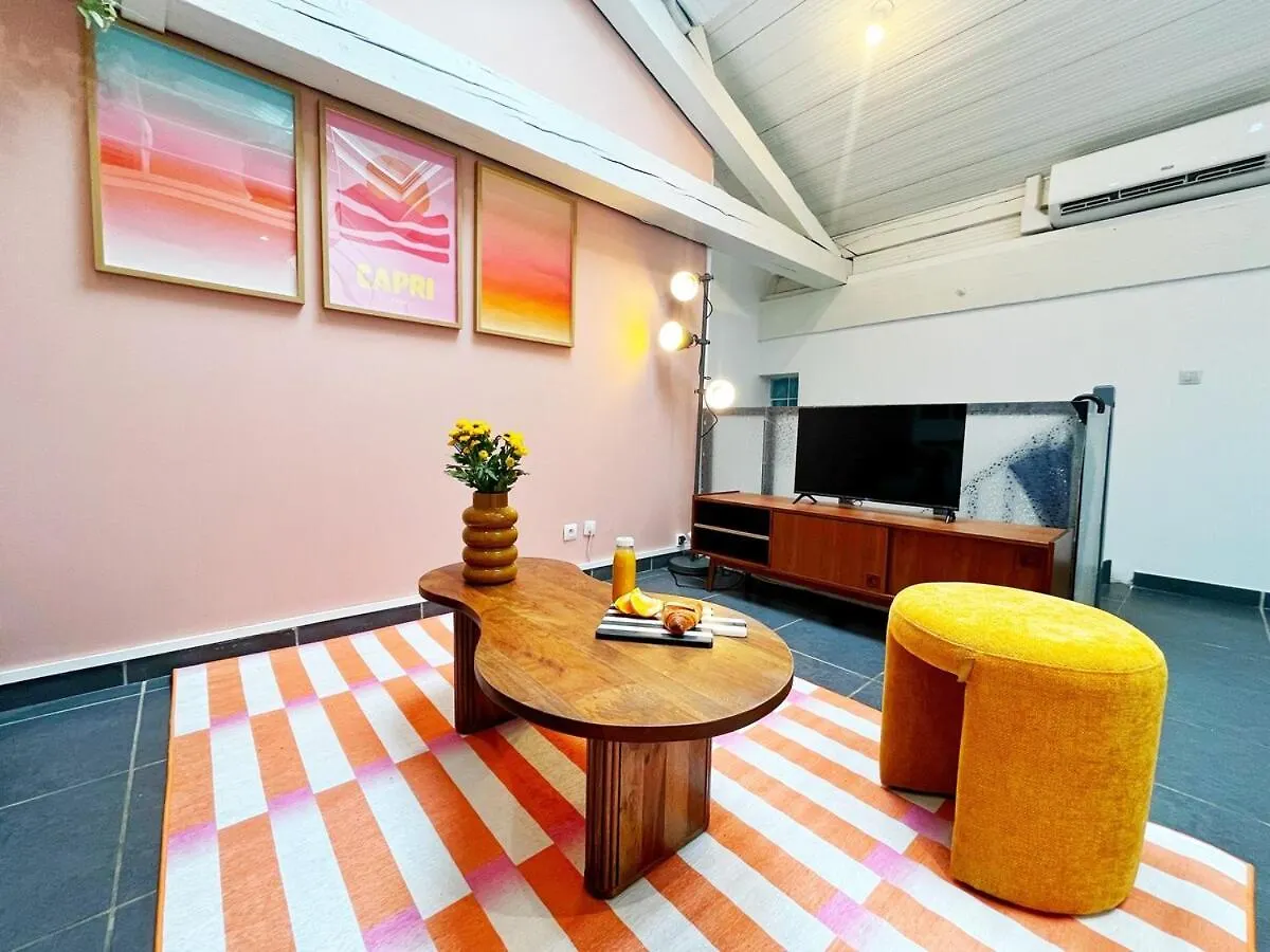 Suite Blossom Villeurbanne Apartment